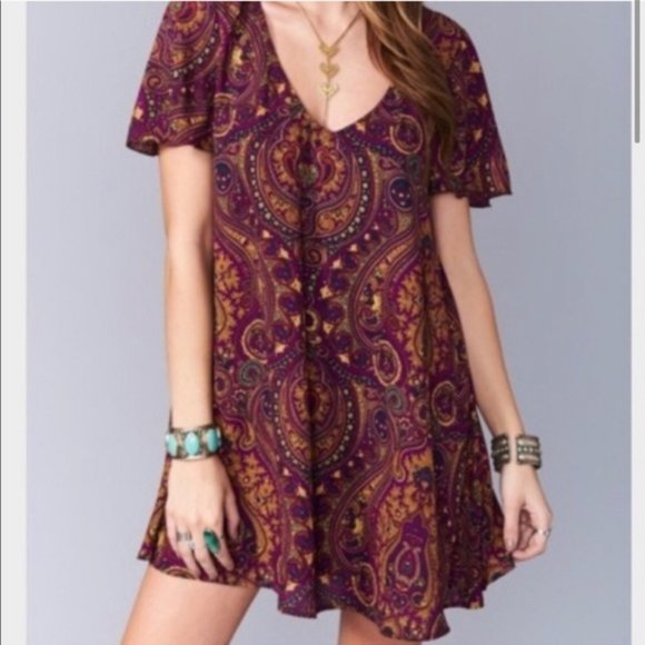 Show Me Your MuMu Dresses & Skirts - 167 Show Me Your Mumu Purple Paisely Dress